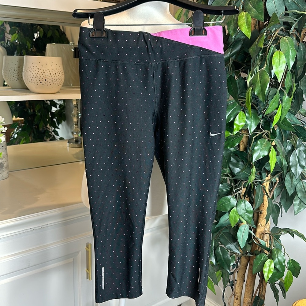 GUC Nike Dri-Fit Black/Rose Pink Polka Dot Running Cropped Leggings, S